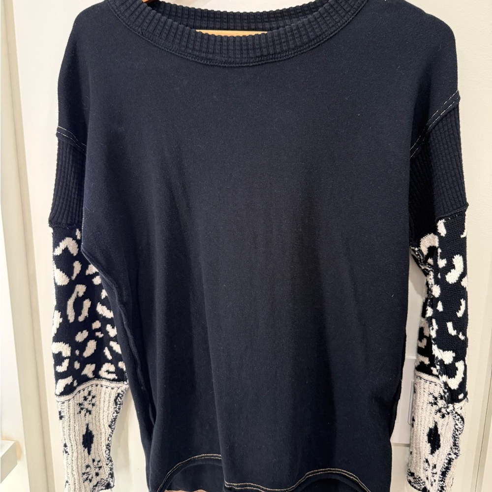 Free People Black and White Sweatshirt
